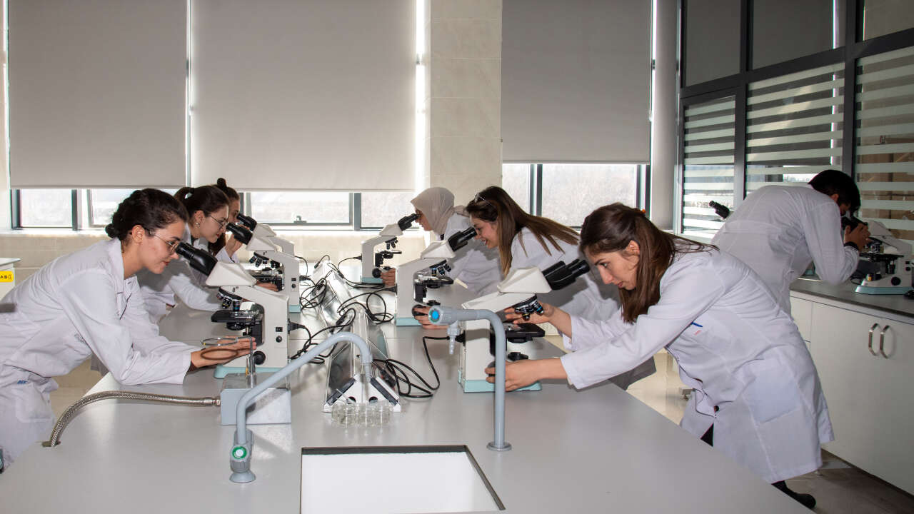 Konya’nın köklü üniversitesi sağlık alanını güçlendirdi 8